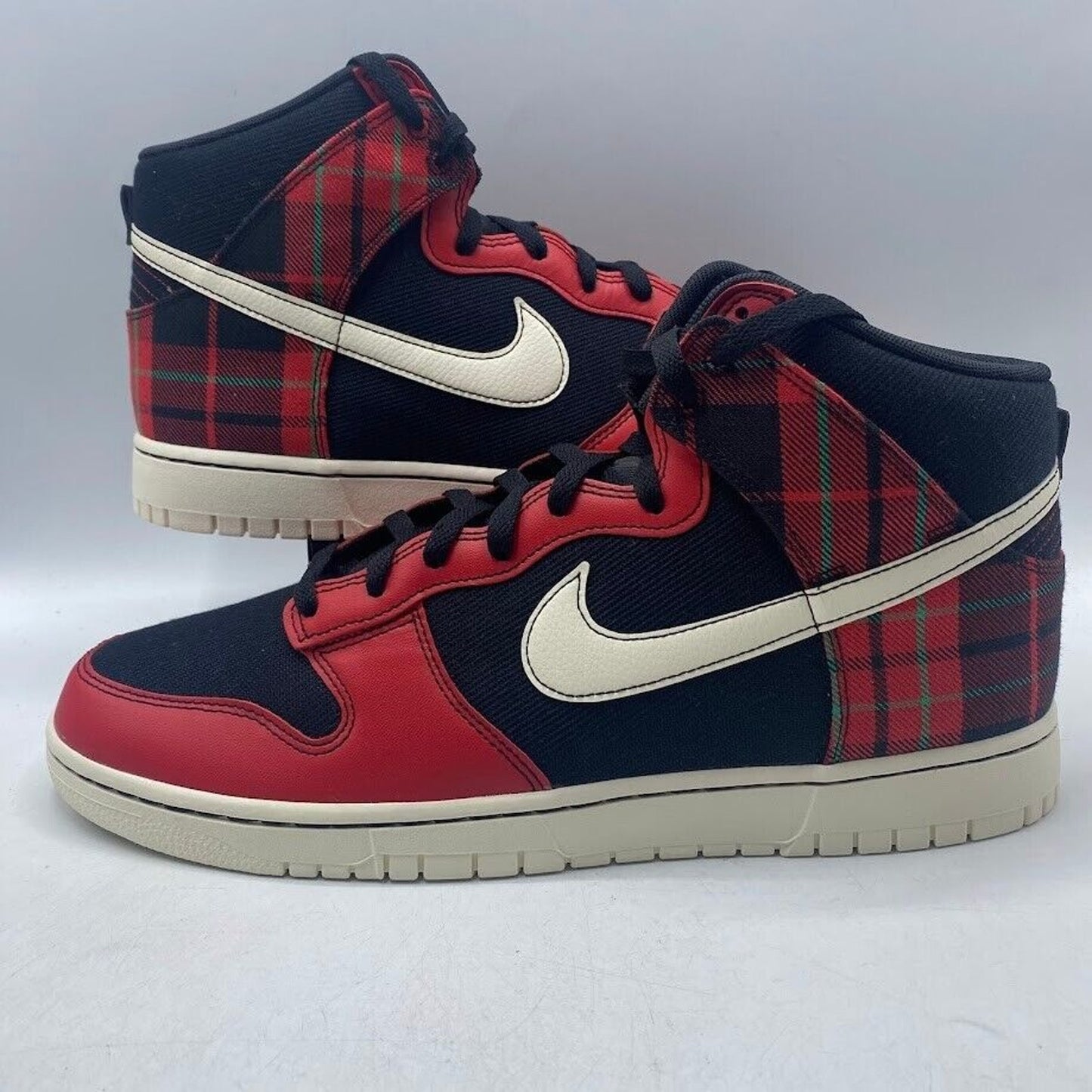 Nike Dunk High Retro SE Tartan Plaid Black Red DV0826-001 NEW