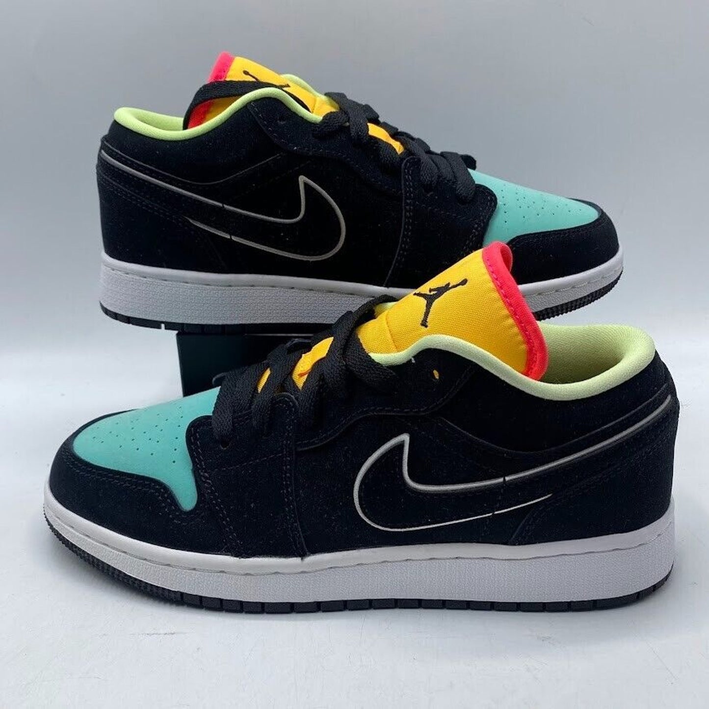 Nike Air Jordan 1 Low SE (GS) Aurora Green Black CV9844-013 NEW