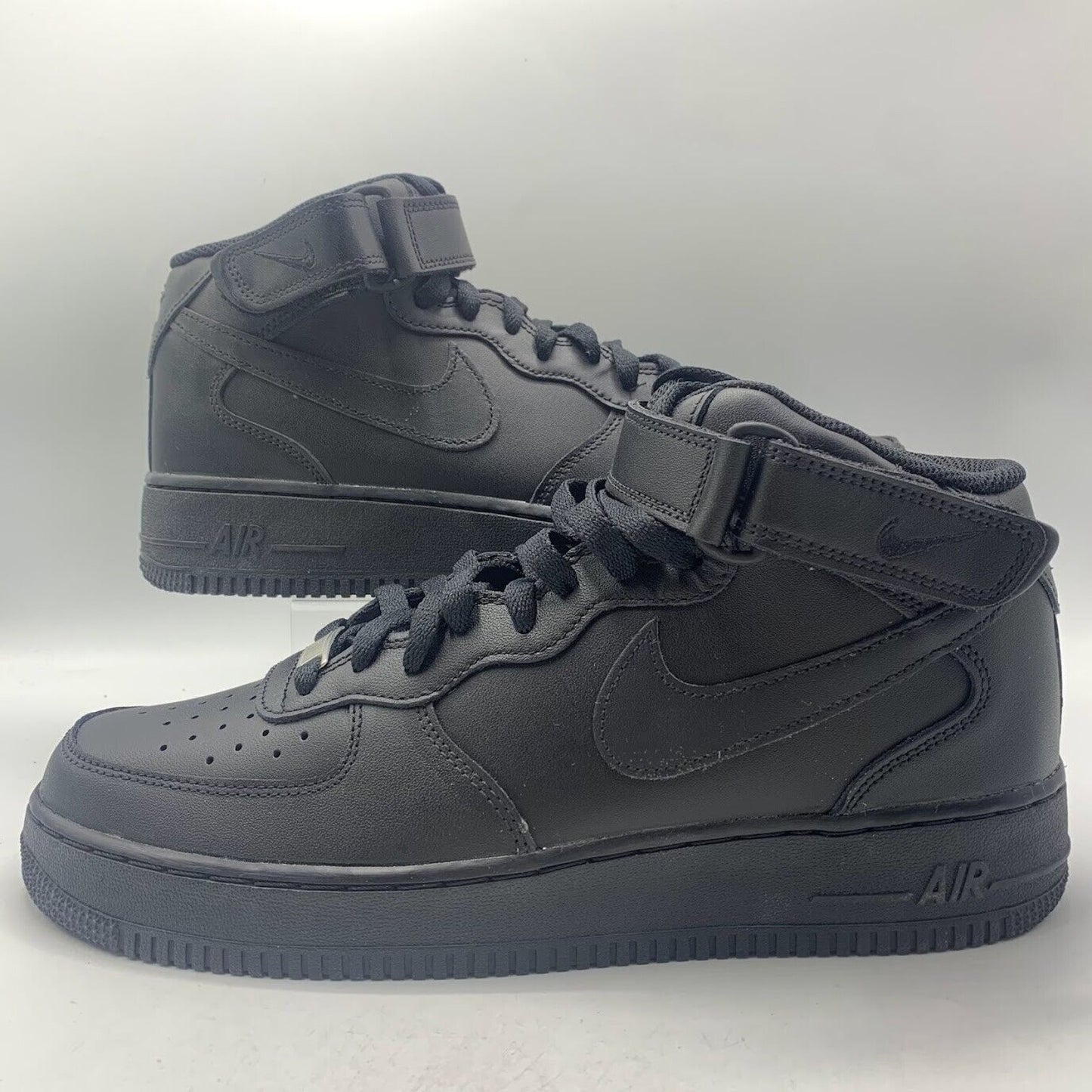 Nike Air Force 1 Mid '07 Black Size 10.5 CW2289-001 NEW NO LID