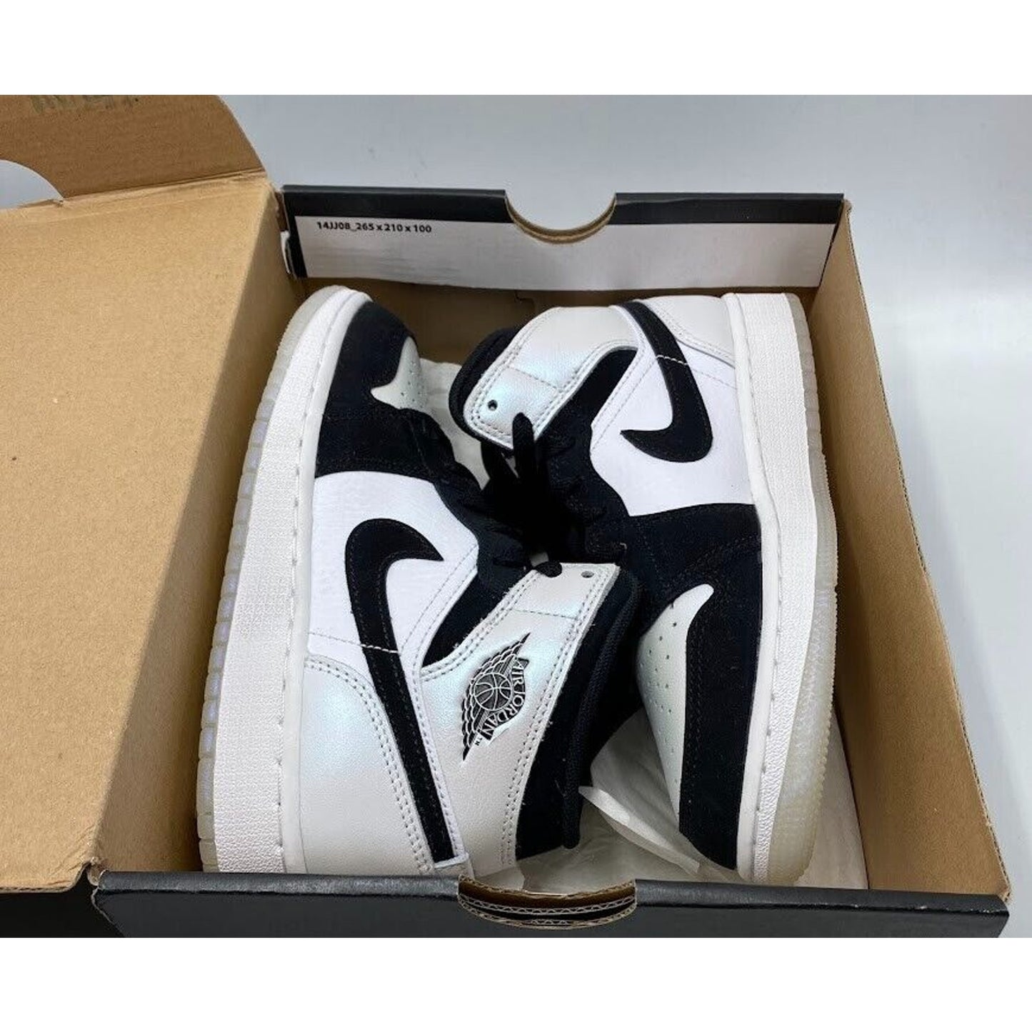 Nike Air Jordan 1 Mid (GS) Diamond Shorts DN4321-100 NEW