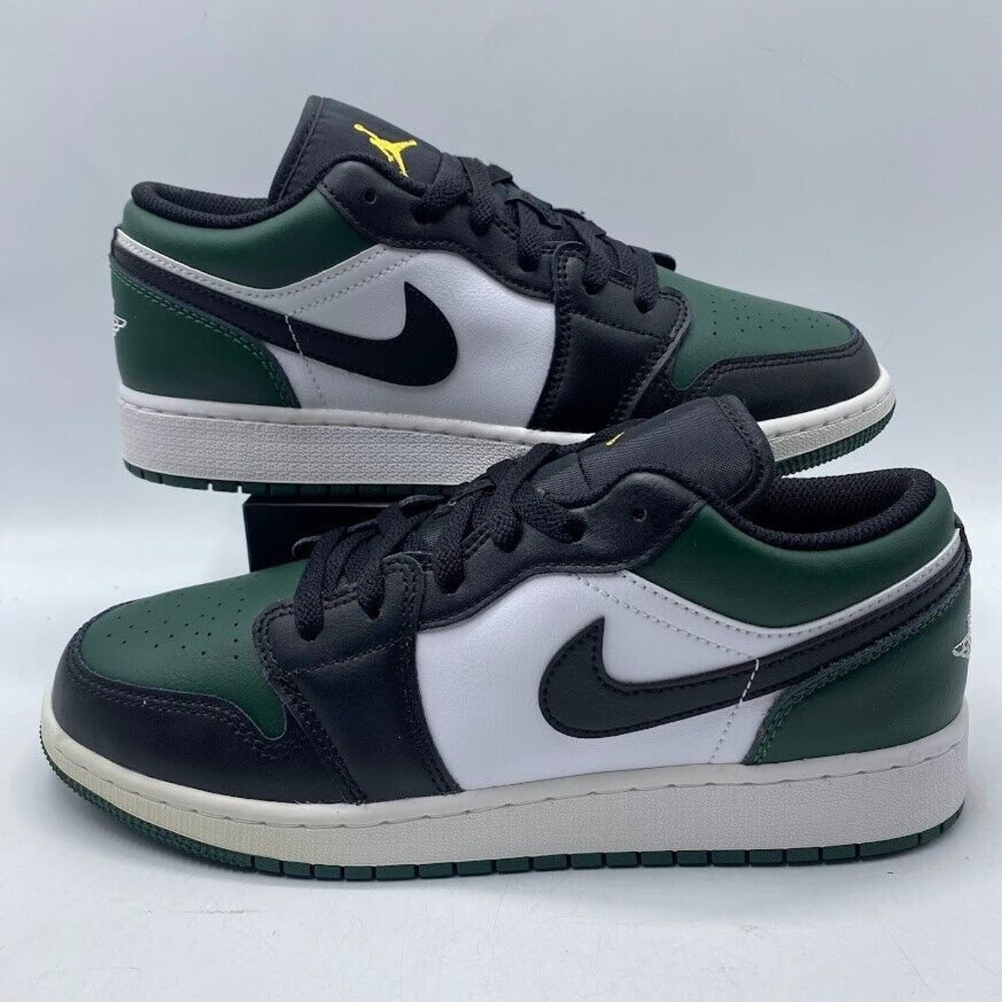 Nike Air Jordan 1 Low (GS) Green Toe Black 553560-371 NEW