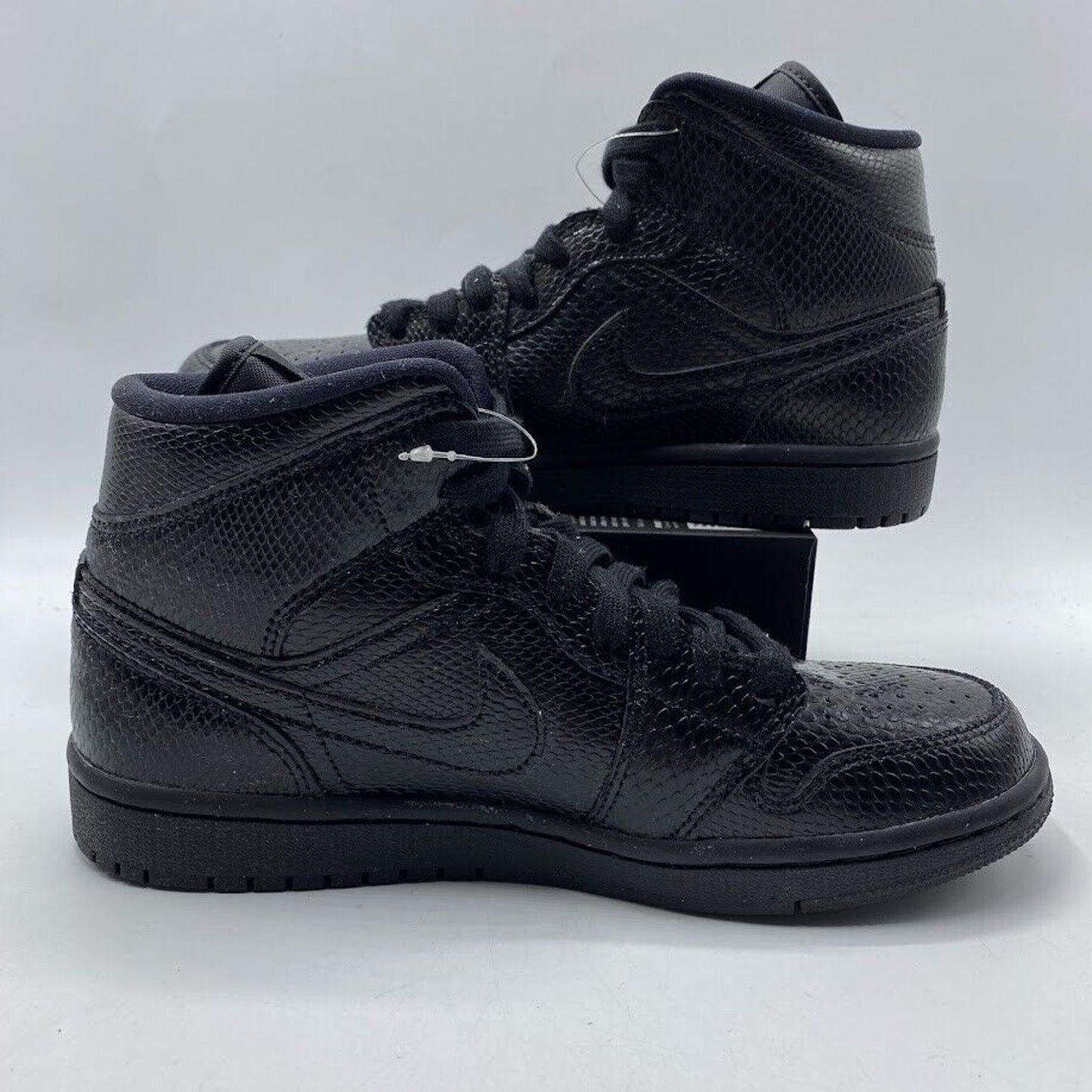 Nike Air Jordan 1 Mid Black Snakeskin Triple Black BQ6472-010 NEW