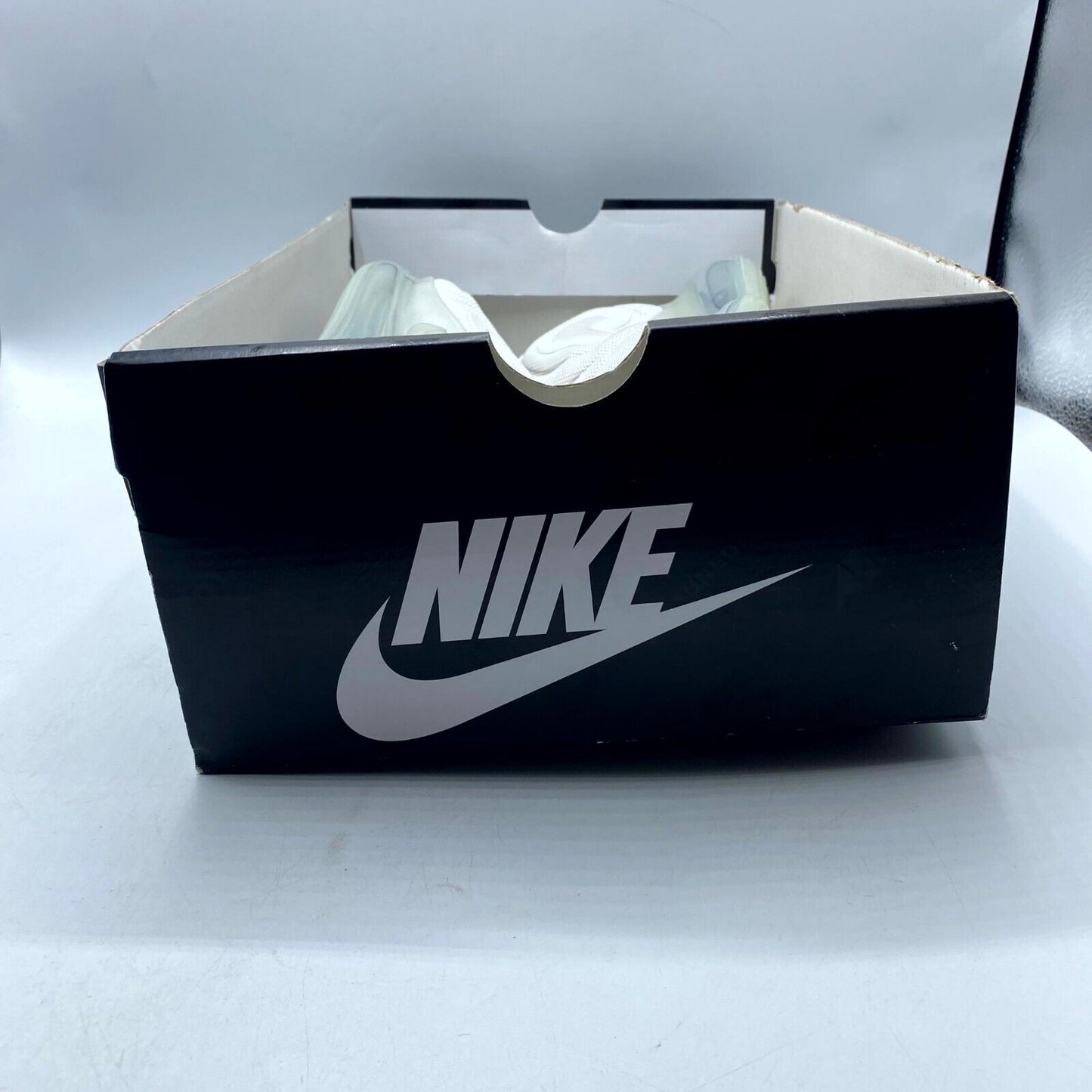 Nike Air Max 720 Sneaker White AR9293-101 NEW NO LID