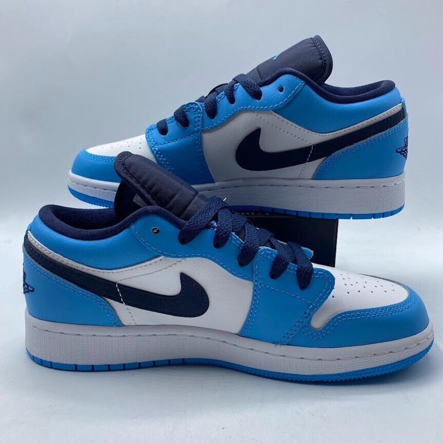 Nike Air Jordan 1 Low (GS) UNC 553560-144 NEW