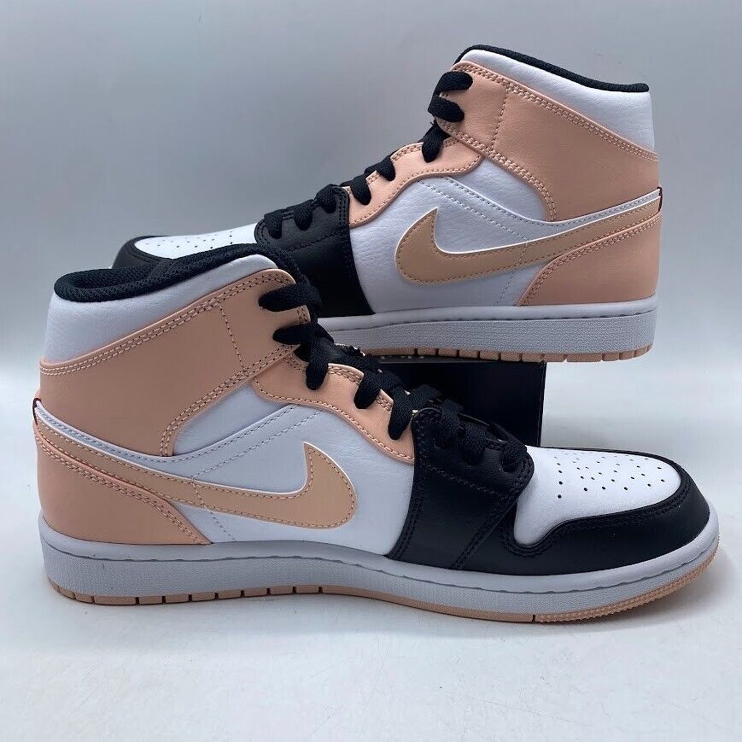 Nike Air Jordan 1 Mid Arctic Orange Black Toe 554724-133 NEW