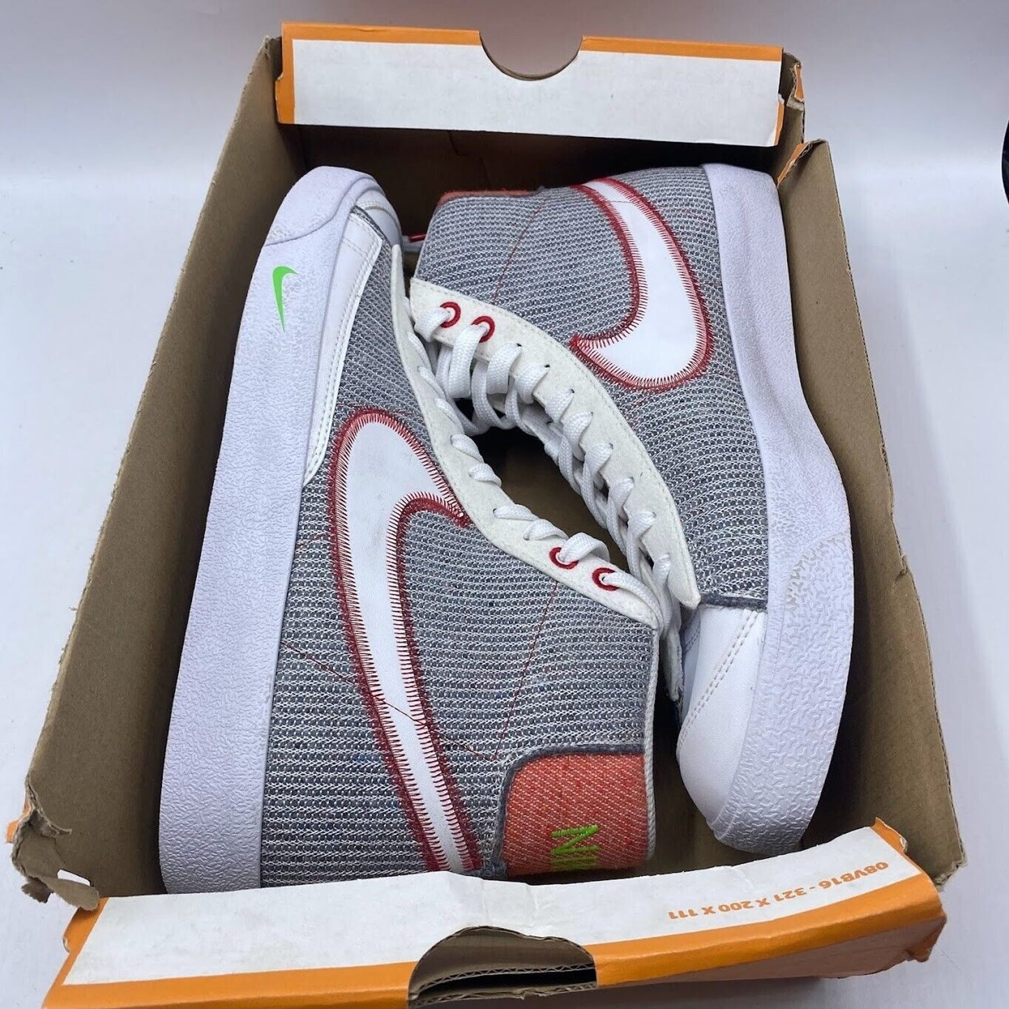 Nike Blazer Mid '77 Grey White Red CW5838-022 NEW NO LID