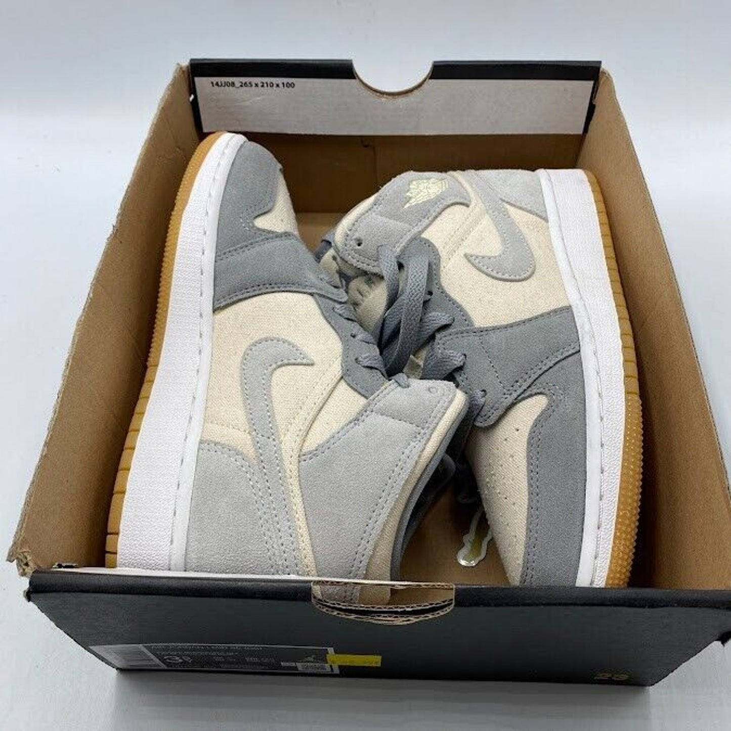 Nike Air Jordan 1 Mid SE (GS) Coconut Milk DN4346-100 NEW NO LID