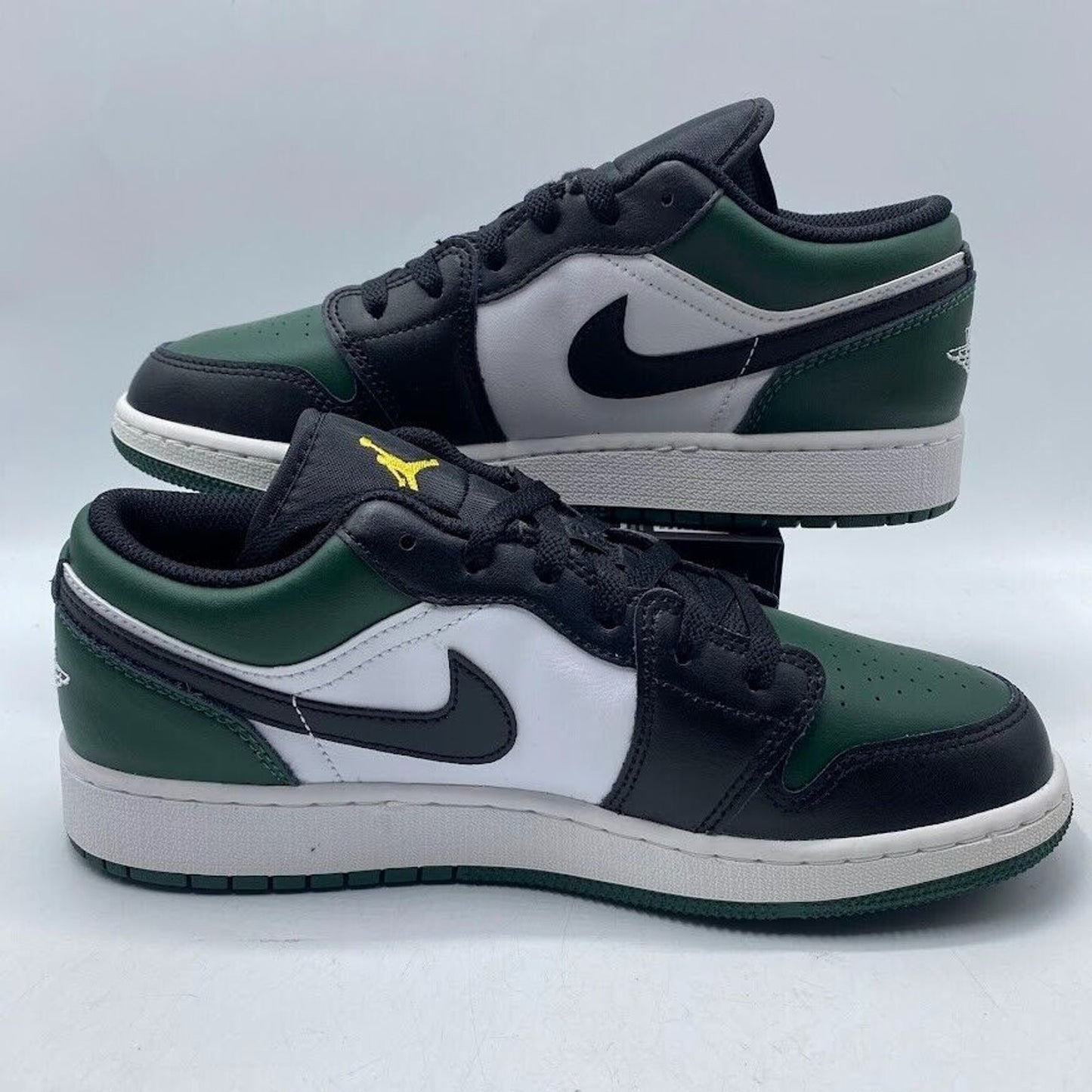 Nike Air Jordan 1 Low (GS) Green Toe Black 553560-371 NEW